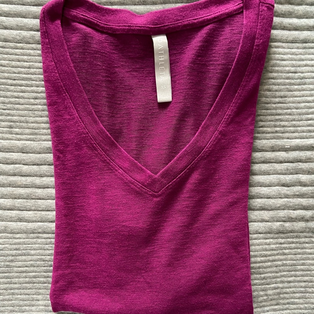 Athleta V-Neck Short Sleeve Shirt